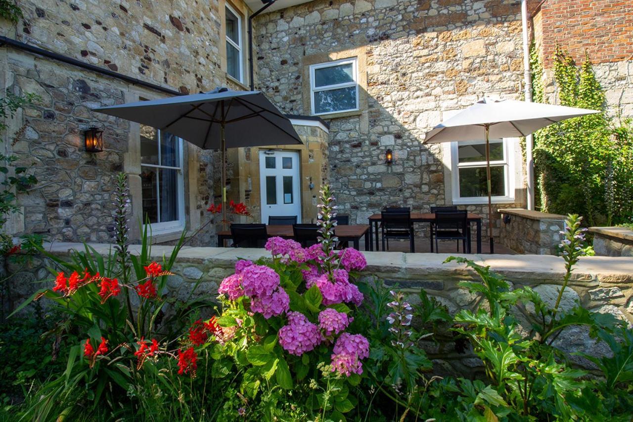 Cosy Wolf Bed & Breakfast Freshwater Exteriér fotografie